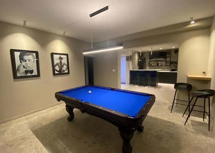 Luxury With A Swimming Pool Mavarstica, Ciovo - 20403 * Trogir