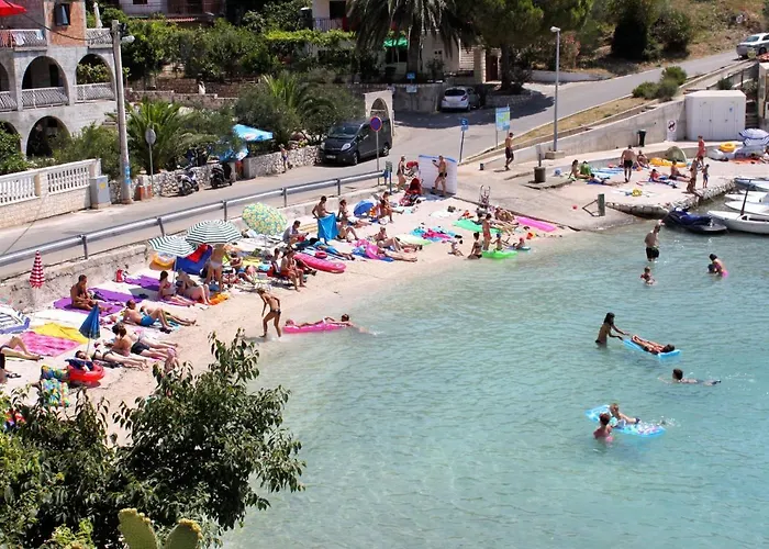 Luxury With A Swimming Pool Mavarstica, Ciovo - 20403 * Trogir