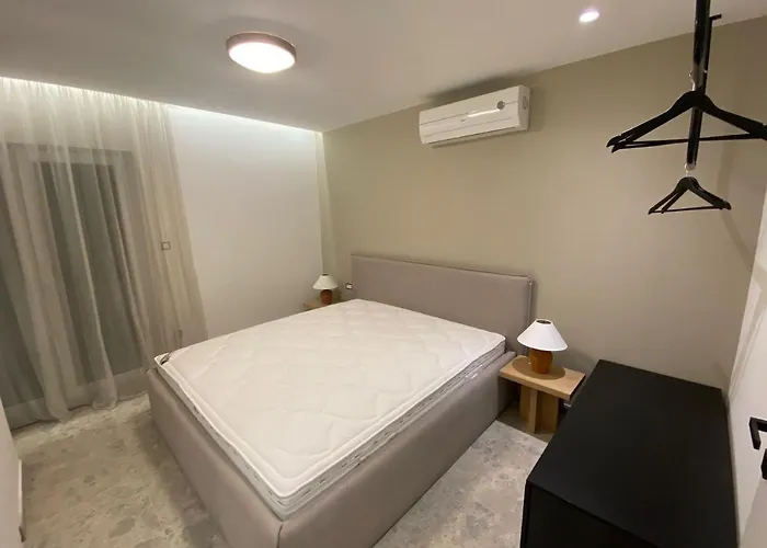 Luxury With A Swimming Pool Mavarstica, Ciovo - 20403