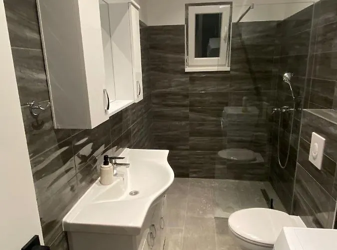 Luxury With A Swimming Pool Mavarstica, Ciovo - 20403