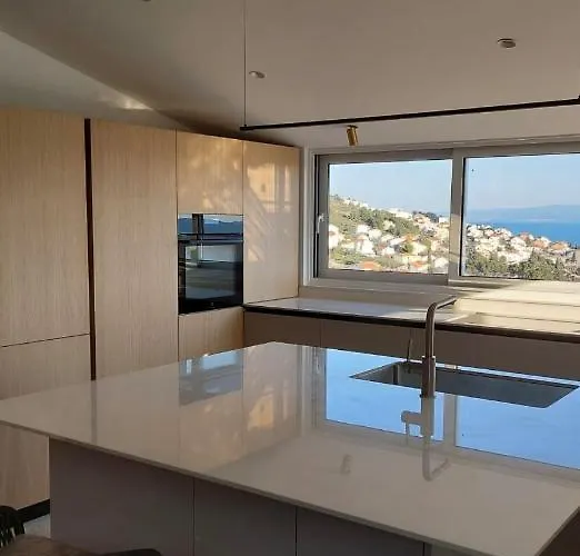 Luxury With A Swimming Pool Mavarstica, Ciovo - 20403 Vila *