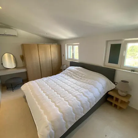 Luxury With A Swimming Pool Mavarstica, Ciovo - 20403 *